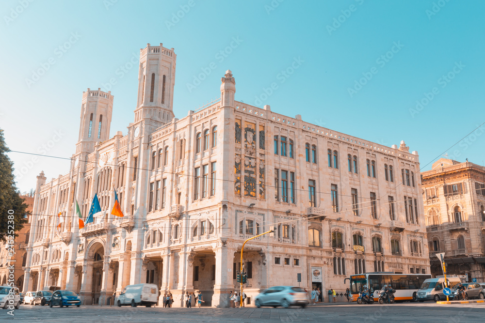 Fototapeta premium Angle view of Cagliari city hall