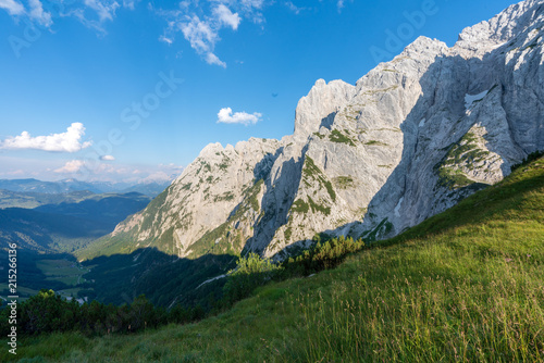 Kaiserbachtal Weg zum Stripsenjochhaus