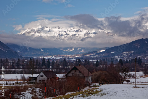 Cloudy morning over Haller Mauern from Admon, Austria © hajes