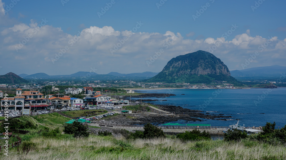 Obraz premium Jujudo is one of the most popular sites because of warm, fresh air, splendid sceneries, First of all, peoples are generous. The harmony of mountain and sea get abreast of other foreign tourist spots.