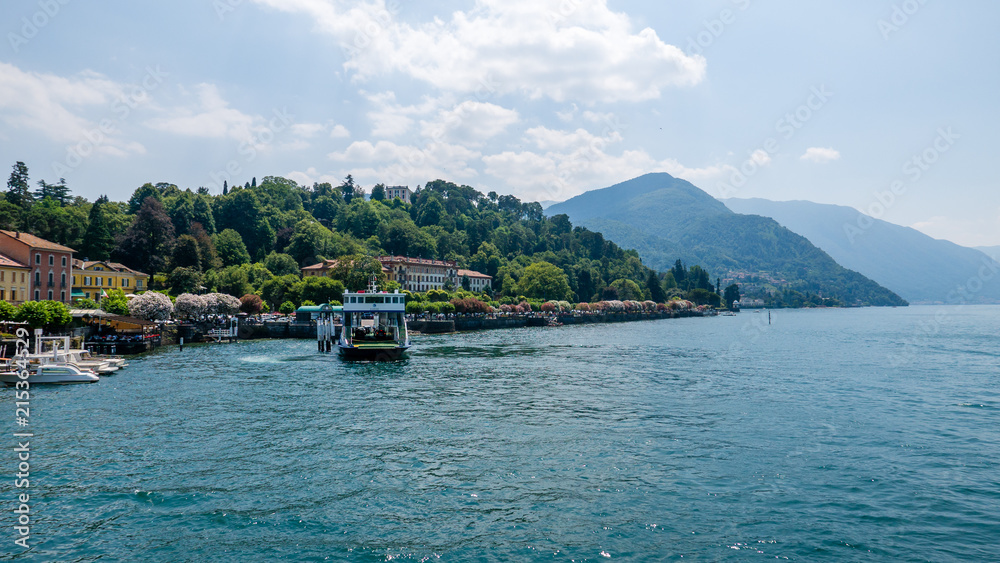 Fototapeta premium Ferry is mooring at Bellagio, on Lake Como