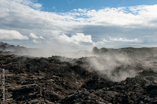 Krafla é um sistema vulcânico com um diâmetro de aproximadamente 20 quilometros situado na região de Mývatn, norte da Islândia
