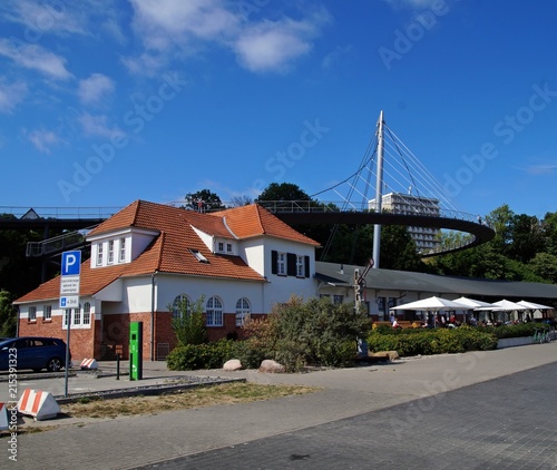 Wallpaper Mural Modernes Lokal im alten Güterbahnhof  Torontodigital.ca