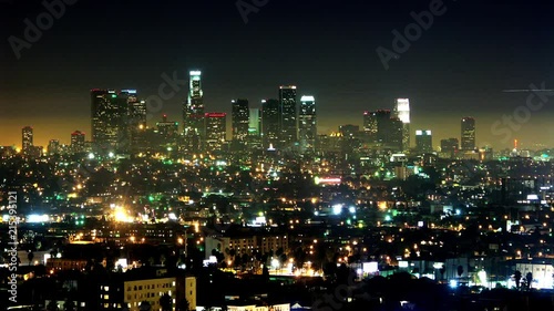 Wallpaper Mural Timelapse of night skyline Los Angeles California Torontodigital.ca