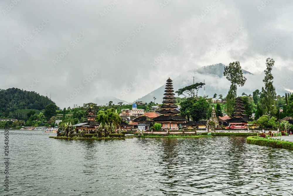 Pura Ulun Danu Bratan, Hindu temple Pura Ulun Danu Bratan, Hindu temple