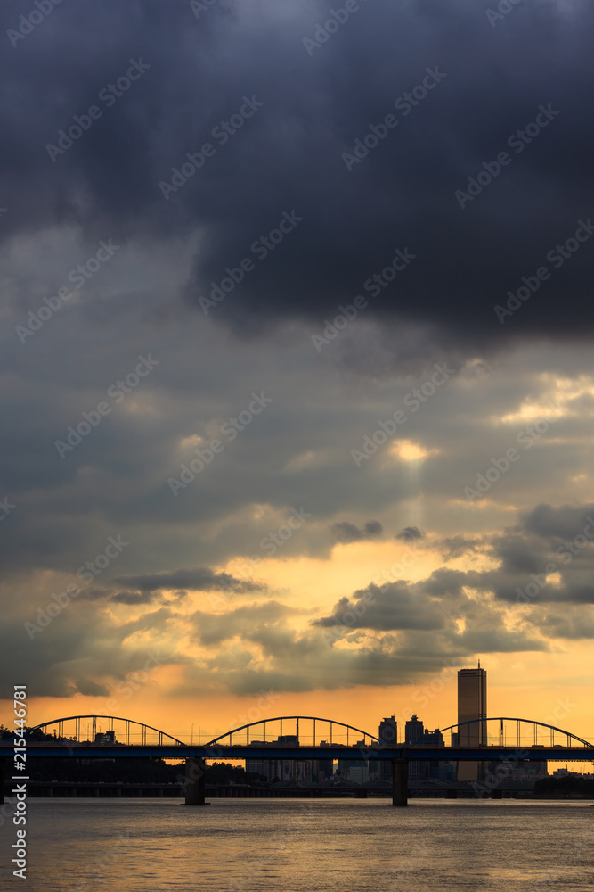 Obraz premium The glow of the Han River