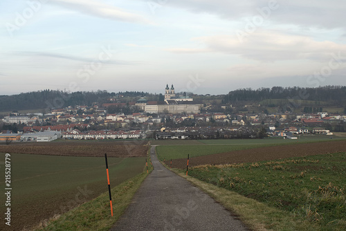 Blick auf Sankt Florian in Oberösterreich