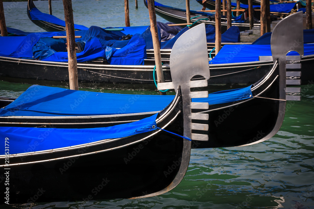 Detail Gondeln in Venedig