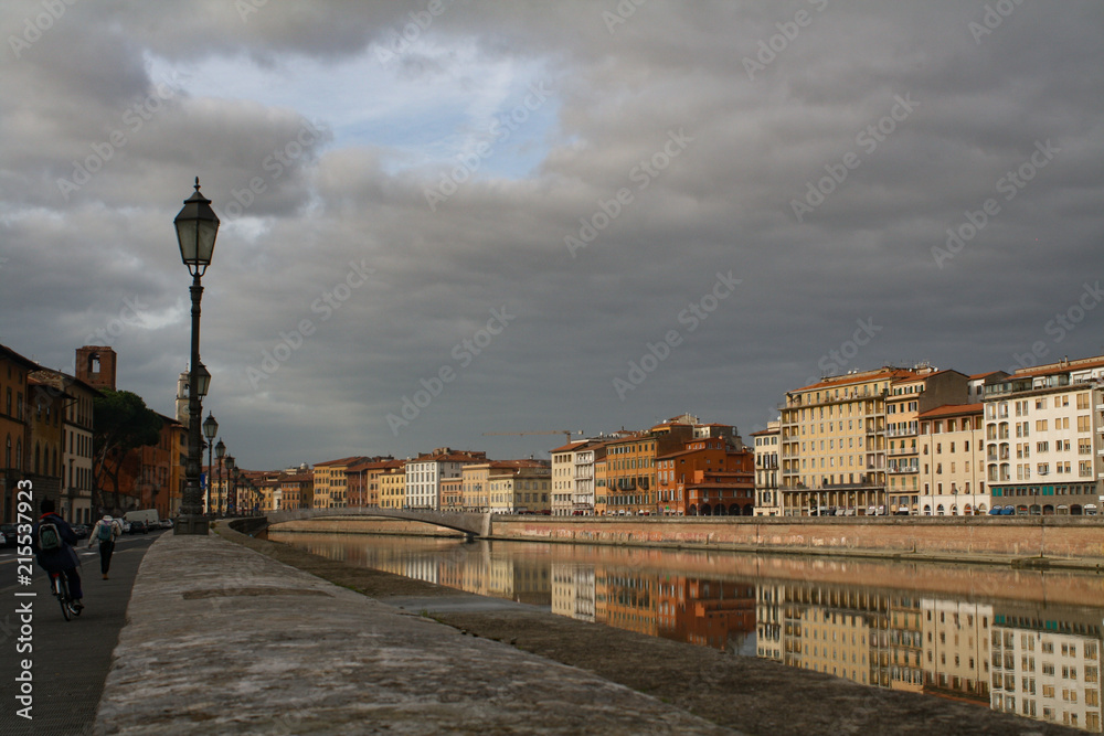 Arno river on a cloudy day