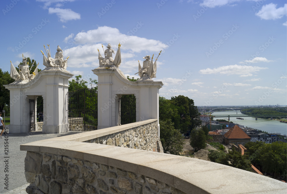 Obraz premium The view from Bratislava castle