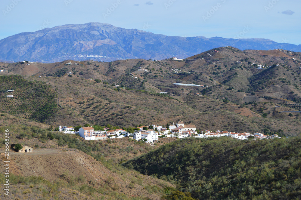 Macharaviaya, panorámica, Axarquía, pueblo, Málaga, paisaje rural.