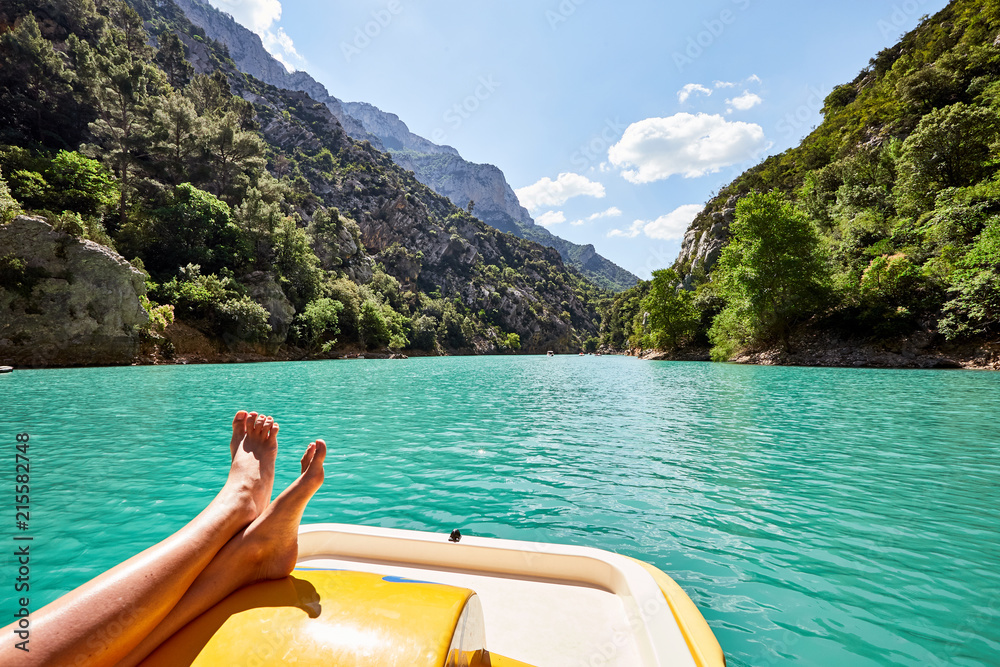 tourist-on-pedalo-at-st-croix-lake-les-gorges-du-verdon-proven-stock