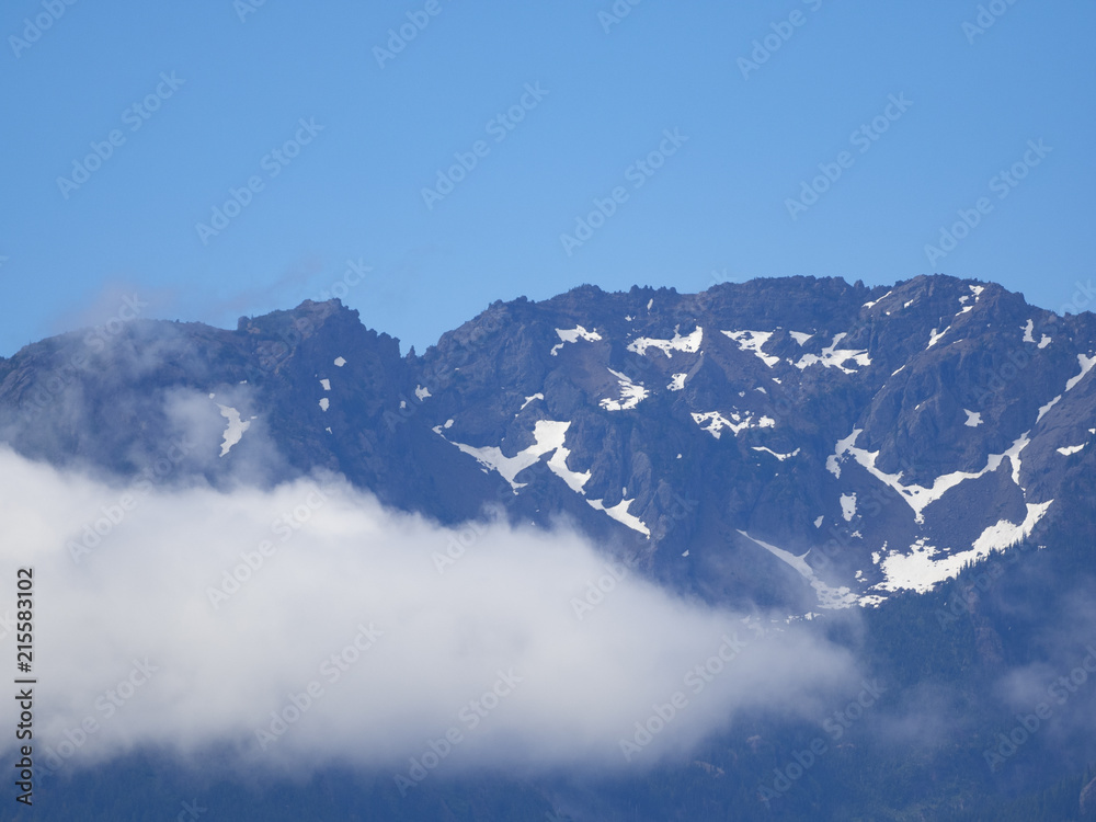 Fototapeta premium Olympic Mountain Range