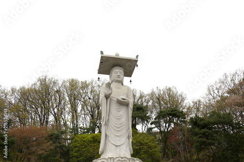 Once known as Gyeonseongsa Temple, Bongeunsa Temple is located north of COEX, and was constructed in the 10th year of Silla King Weongseong’s reign (794). In 1498, Queen Jeonghyeon refurbished Gyeonse photo