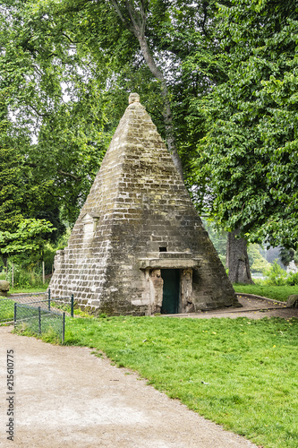 Well preserved Egyptian Pyramid (1778) in Parc Monceau. Beautiful Parc Monceau (1778) - Public Park located in the 8th arrondissement of Paris, France.