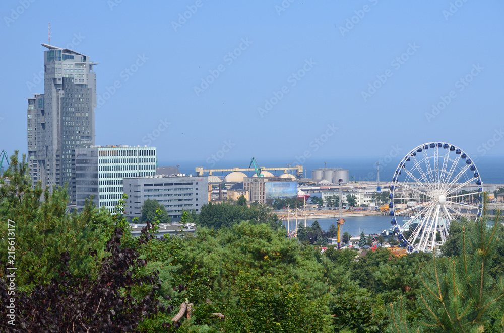 Port w Gdyni latem, Pomorze/Aerial view of port in Gdynia, Pomerania, Poland