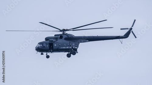 Wallpaper Mural MILITARY HELICOPTER - Machine in the air Torontodigital.ca