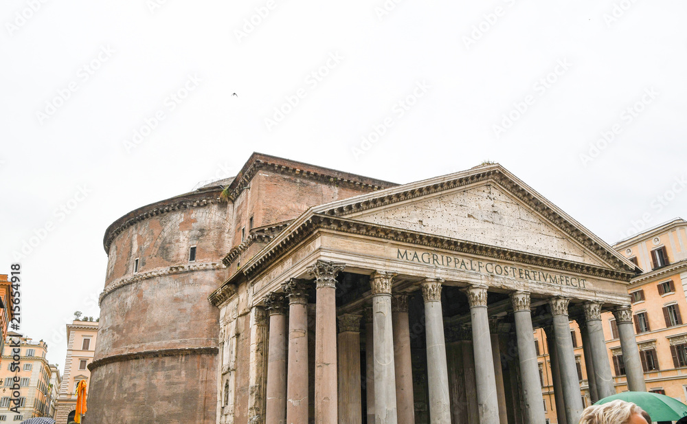 ローマ市内の古代遺跡（イタリア）　パンテオン