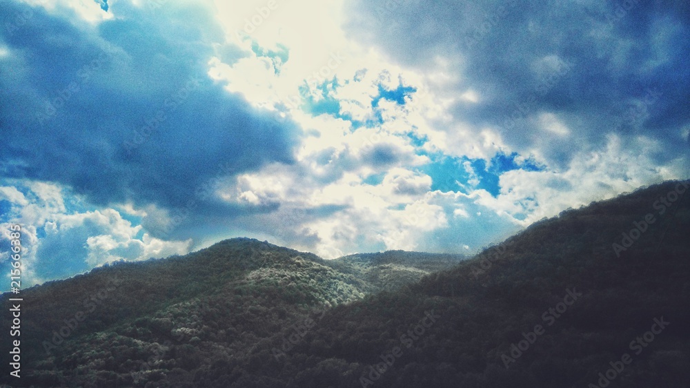 Obraz premium Sky and Mountains