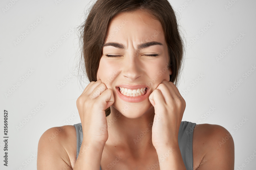 woman toothache woman toothache