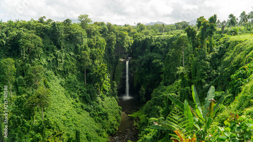 Fototapeta Naklejka Na Ścianę i Meble -  Breathtaking Sopoaga falls in Samoan paradise
