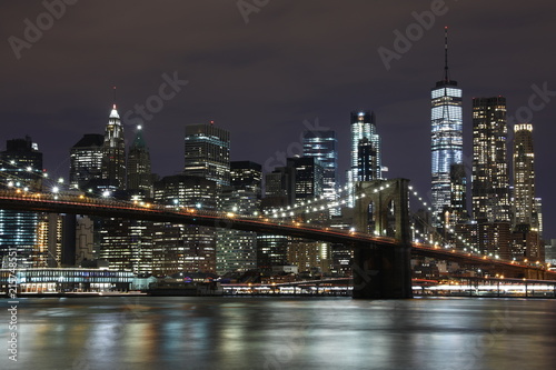 Dekoracja na wymiar  brooklyn-bridge-and-downtown-skyscrapers-in-new-york