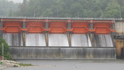 Wallpaper Mural Scenery evening Kiew Lom Dam, Lampang, Thailand. Torontodigital.ca