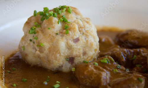 canederli e goulash