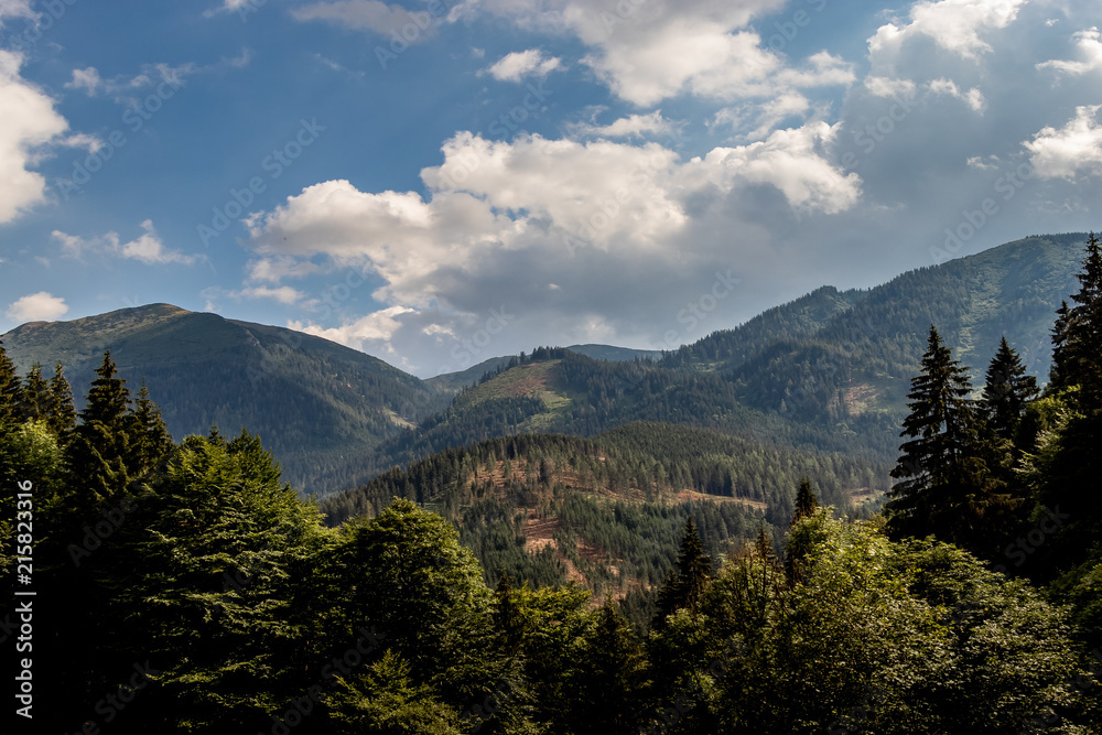 Landschaftspanorama in den Alpen