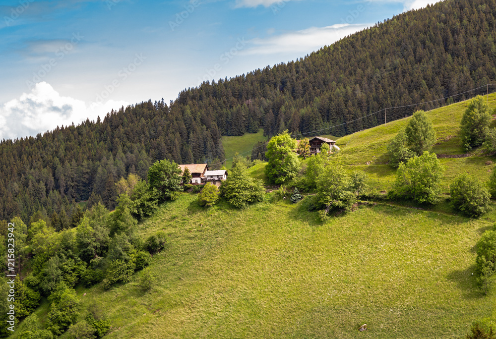 Bergbauernhof auf dem Taser Höhenweg über Schenna bei Meran, Südtirol