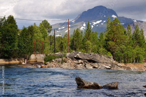 Fluss Luonosjahka photo