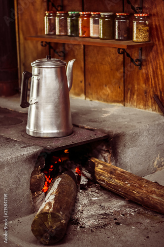 Café no fogão de lenha