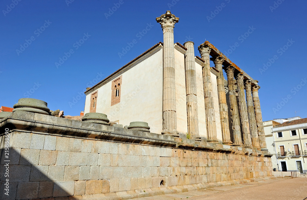 Fototapeta premium Roman temple of Diana in Merida, province of Badajoz, Extremadura, Spain