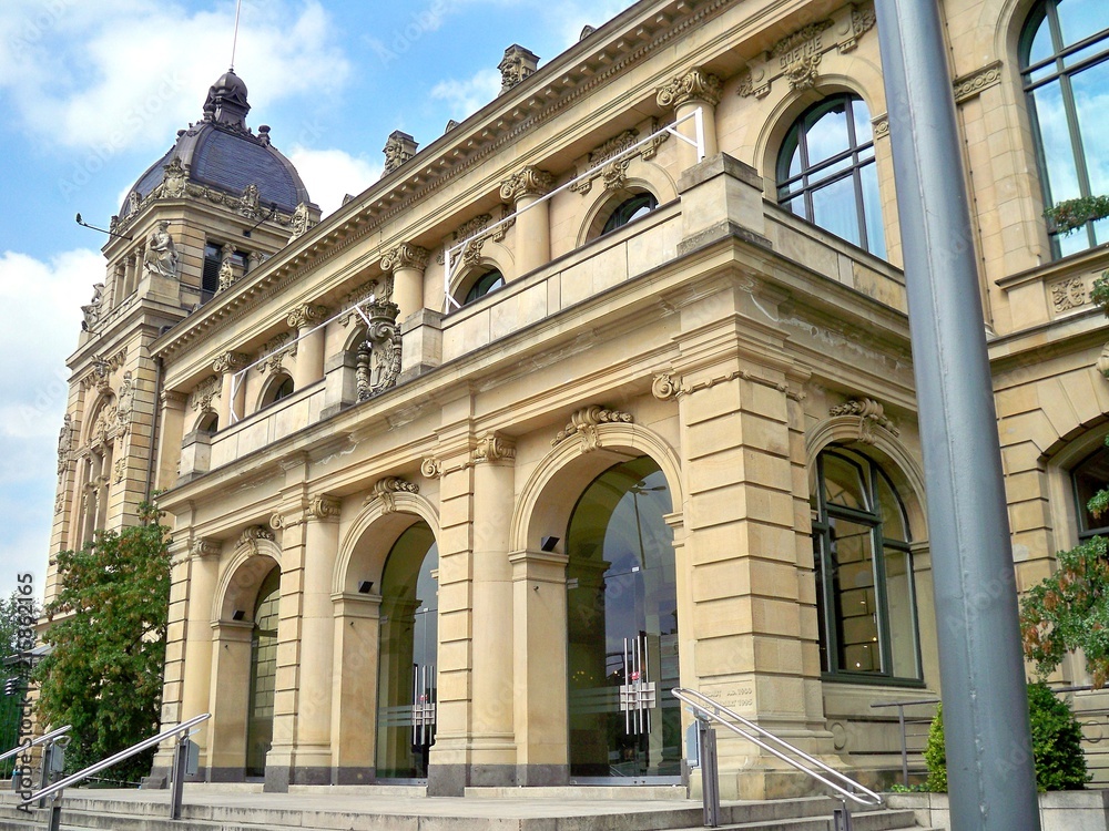 Obraz premium Wuppertal - Historische Stadthalle