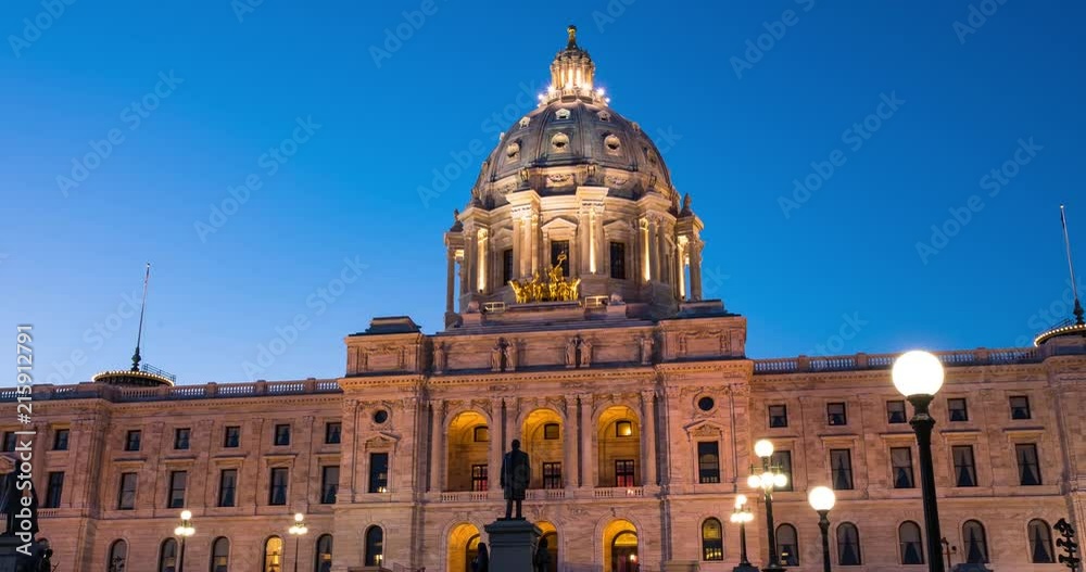 Capitol Building - Saint Paul, MN - Day to Night Hyperlapse