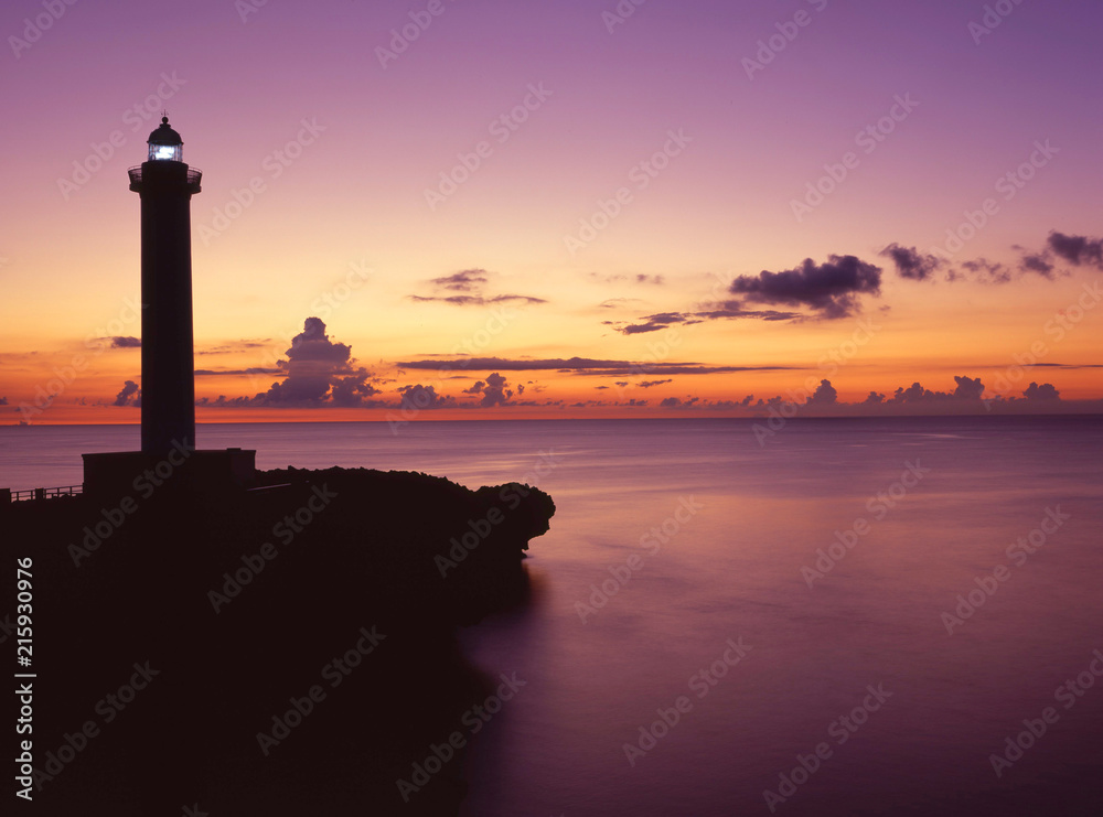 Fototapeta premium 沖縄残波岬の夕景