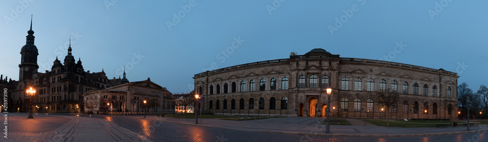 Night panorama of the square with the theater in Dresden