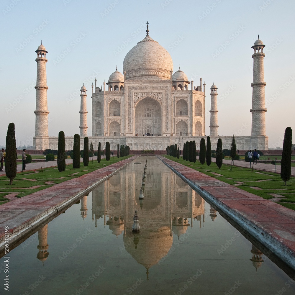 Fototapeta premium Taj Mahal, Spiegelung