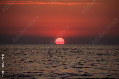 Fototapeta Naklejka Na Ścianę i Meble -  Sonnenuntergang am Meer