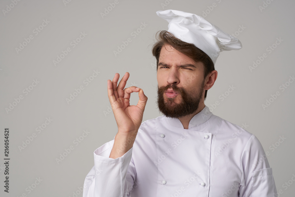 man shows ok
