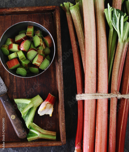 Obraz na płótnie fresh rhubarb w salonie