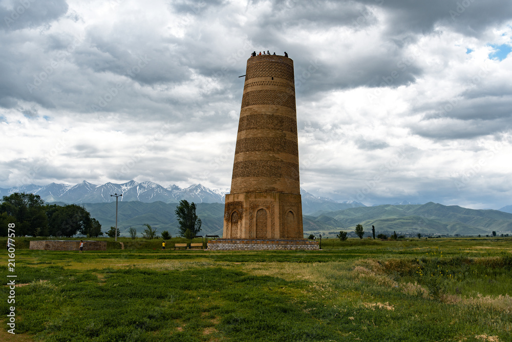 Burana tower mountains Kyrgyzstan (2)
