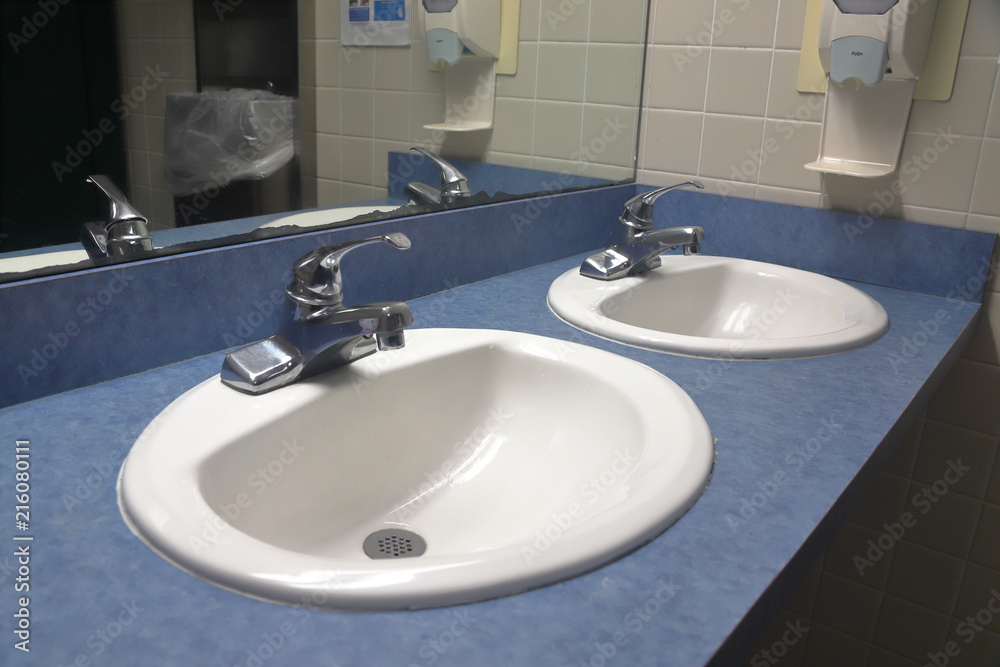 Fototapeta premium Sinks in public restroom