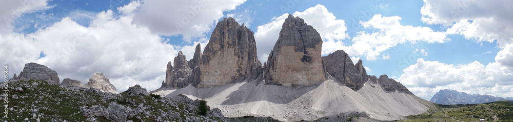 Drei Zinnen, Tre Cime di Lavaredo: Panoramafoto der Nordwände