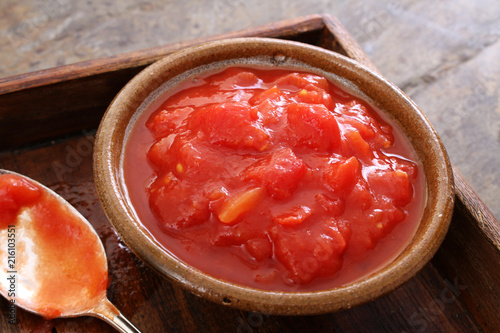 chopped tinned tomatoes