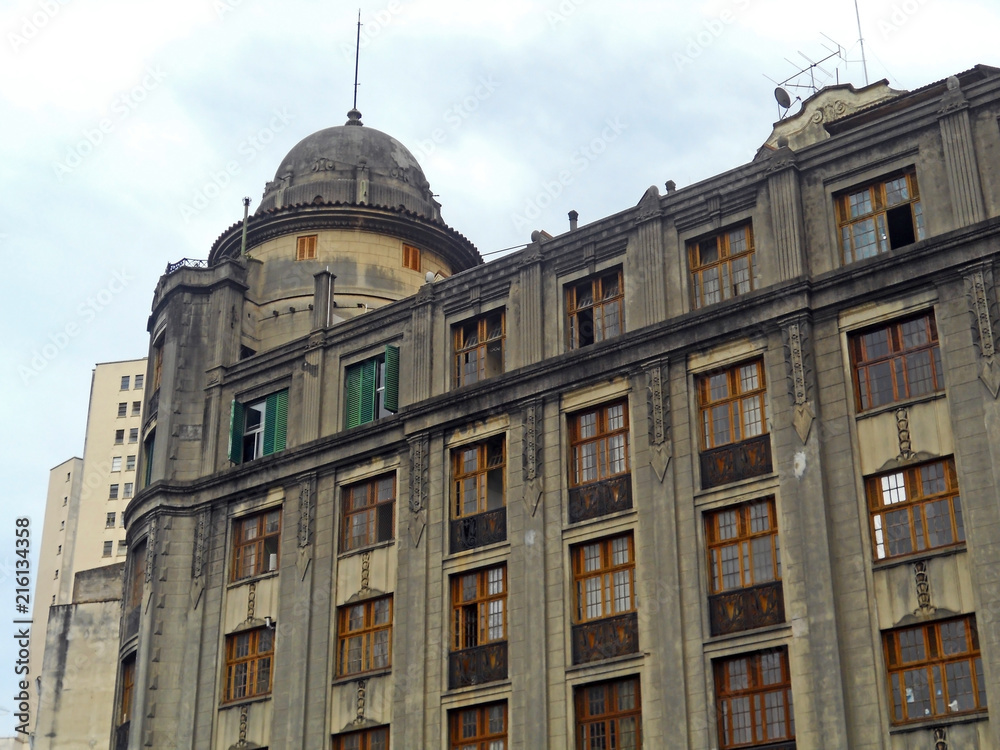 Obraz premium Old eclectic building