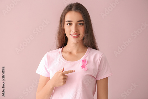 Beautiful woman with pink r...