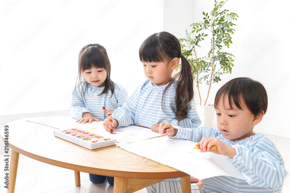 仲良しの子どもたち 仲良しの子どもたち