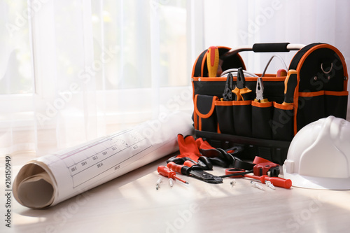 Bag with different electric...