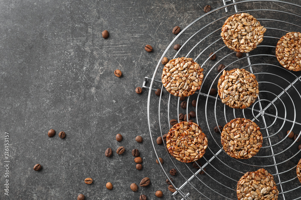 Cooling rack with tasty brittles on table